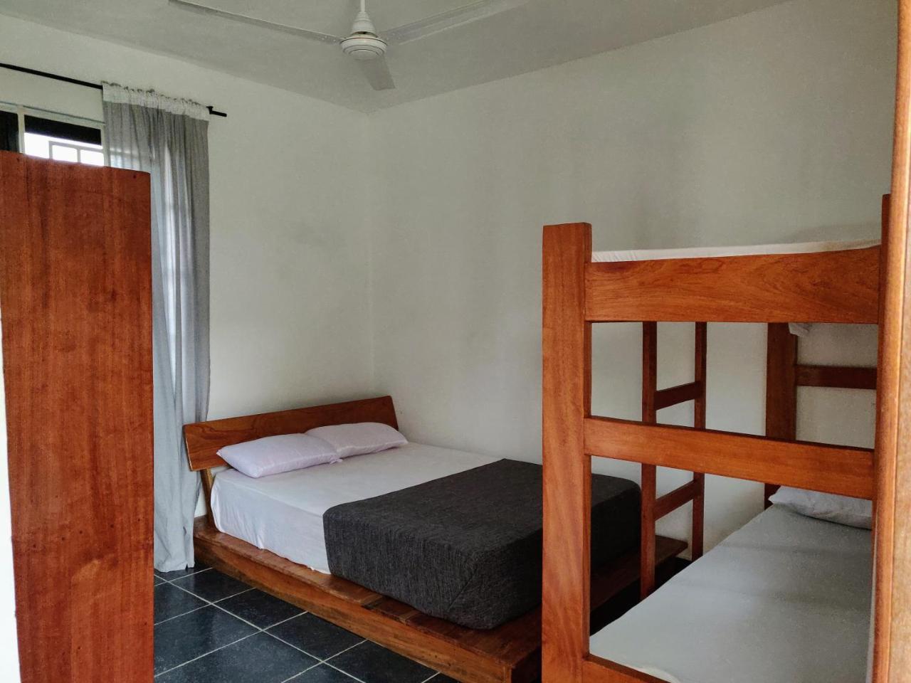 Serenity Haven Lodge Busua Exterior foto